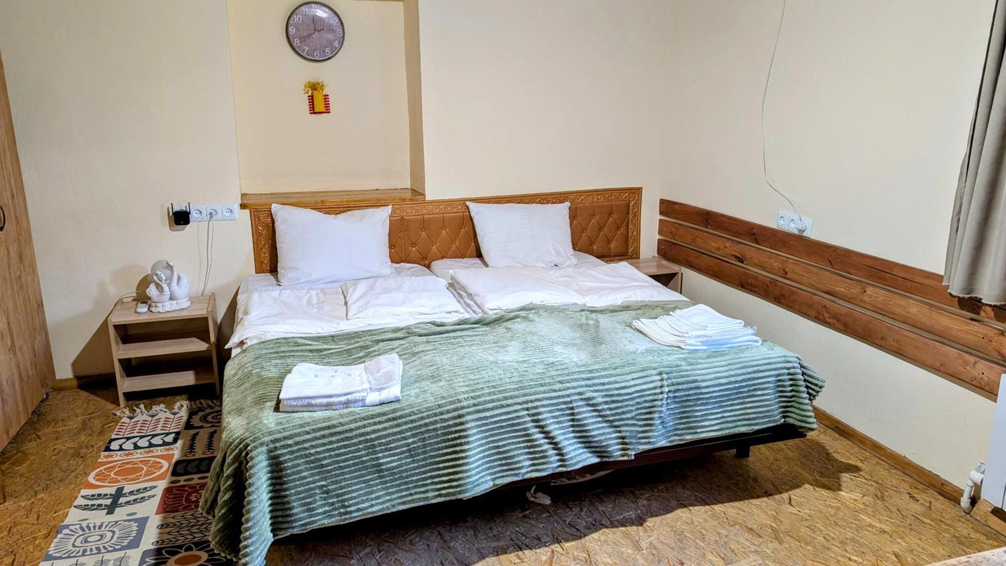 Eleven - 11 Hotel Jechegnadzor Buitenkant foto